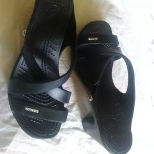 CROCS Shoes - Black Crocs sandals CROCS Shoes - Black Crocs sandals